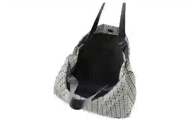 ISSEY MIYAKE CART S Tote