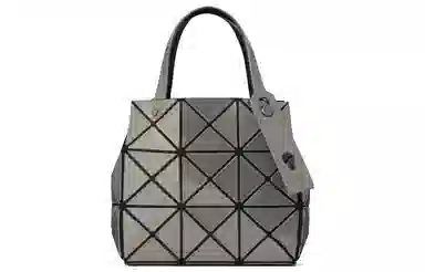 ISSEY MIYAKE CARAT Tote
