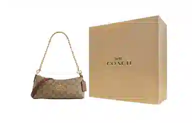 COACH Charlotte 25 Logo