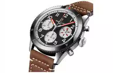 Breitling Y233801A1B1X1