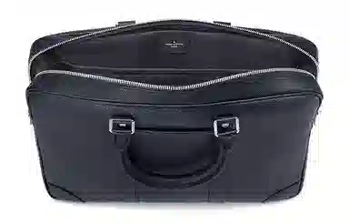 LOUIS VUITTON Porte Document Voyage