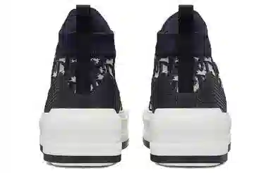DIOR Walk'n'Dior