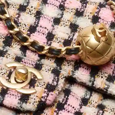CHANEL 23k