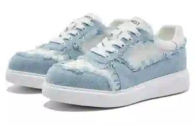 NINE WEST