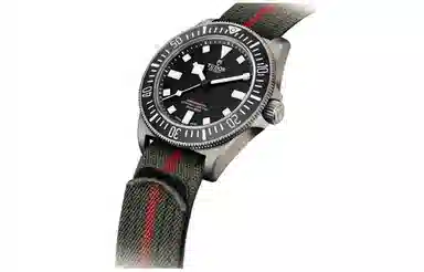 TUDOR 200 42mm M25717N-0001