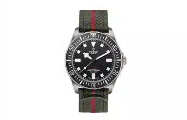 TUDOR 200 42mm M25717N-0001