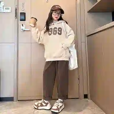FW23