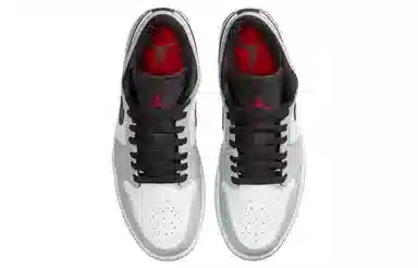 Jordan Air Jordan 1 Light Smoke Grey " Dior