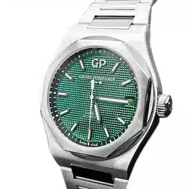 Girard-Perregaux Laureato 42mm Green