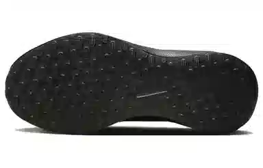 Nike REVOLUTION 7