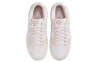 Nike Dunk Low "Pearl Pink"