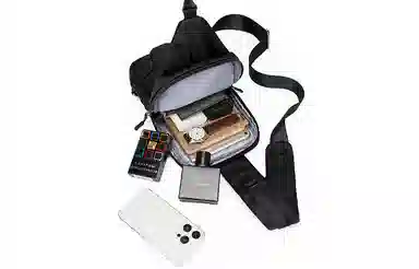 马莎兰缇 纯色防水运动大容量运动休闲斜挎版户外 尼龙布 单肩包胸包旅行包 常规 男款 黑色