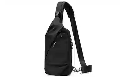 马莎兰缇 纯色防水运动大容量运动休闲斜挎版户外 尼龙布 单肩包胸包旅行包 常规 男款 黑色