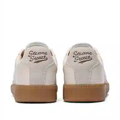 Sesame Street Classic Trainer