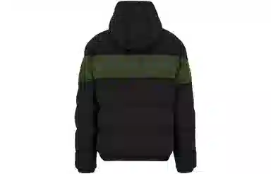 EMPORIO ARMANI EA7 Logo