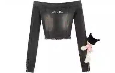 13 DEMARZO x Sanrio Denim Jacket