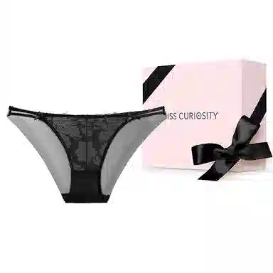 MISS CURIOSITY X Lily