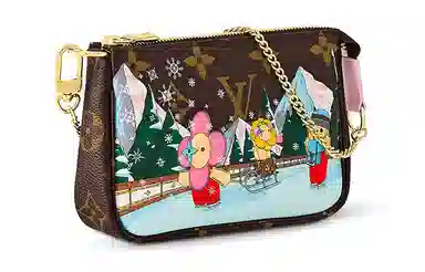 LOUIS VUITTON Mini Pochette Accessoires
