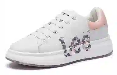 Lee Sneakers