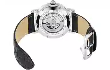 Katie Ermilio 42 KE-Y162QS