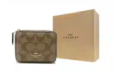COACH Jewelry Box