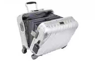TUMI 19 Degree Aluminum Silver