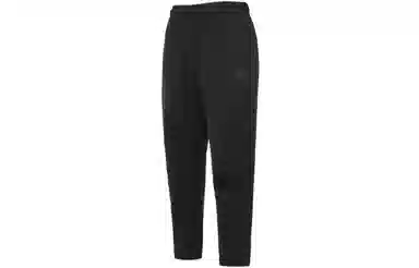 Nike Sportswear Tech Essentials
