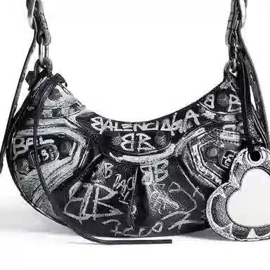 Balenciaga Le Cagole