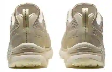 SALOMON XT-6
