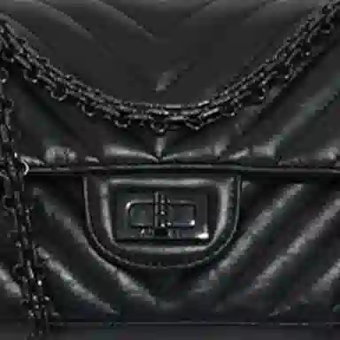 CHANEL 2.55 so black V