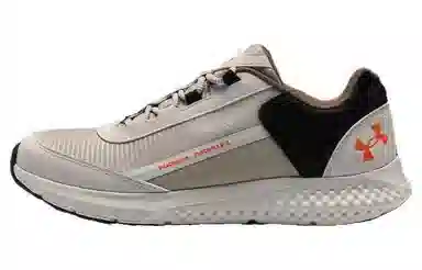 Under Armour Charged Rogue SE