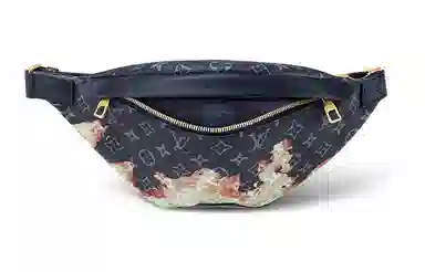 Louis Vuitton Discovery Waist Bag