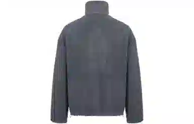 11ESTRANGER ASTRANGER