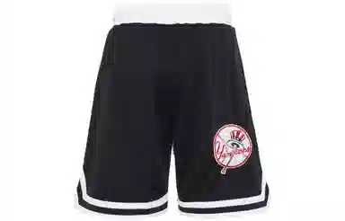 New Era x MLB NY Yankees Shorts