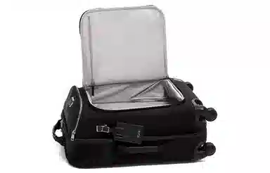 TUMI Voyageur 4USB 20