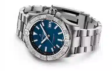Breitling Avenger A17328101C1A1