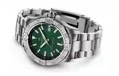 BREITLING 300 42mm A17328101L1A1