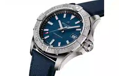 Breitling Avenger A17328101C1X1