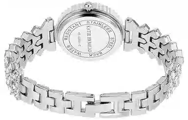 Katie Ermilio 29 KE-230717Q-1