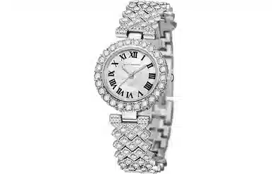 Katie Ermilio 29 KE-230717Q-1