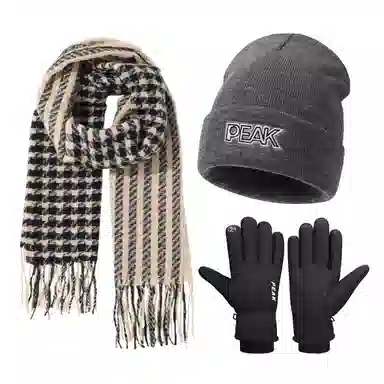 匹克 甜美小格纹流苏 保暖亲肤显气质 三件套 绒线围巾 女款