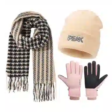 匹克 甜美小格纹流苏 保暖亲肤显气质 三件套 绒线围巾 女款