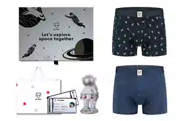 A-damunderwear x NASA 2