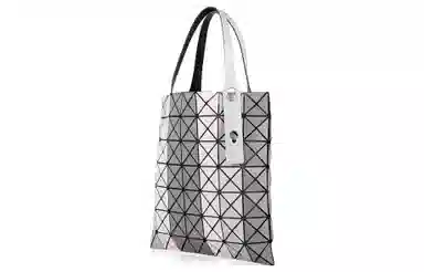 ISSEY MIYAKE PRISM STRIPE