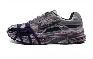 Nike Initiator