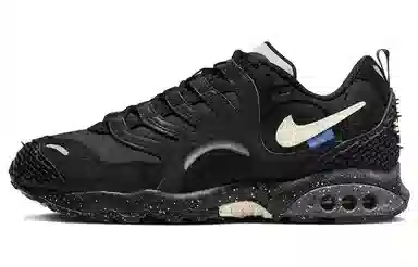 UNDEFEATED x Nike Air Terra Humara