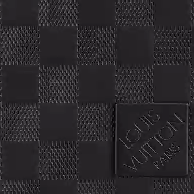 LOUIS VUITTON District