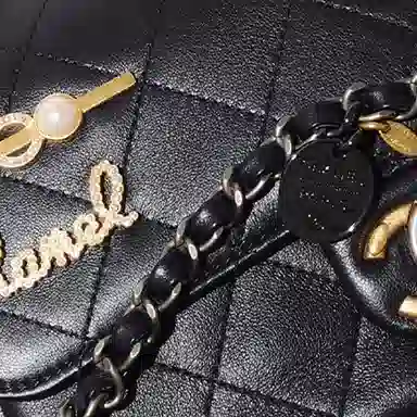 CHANEL 22C
