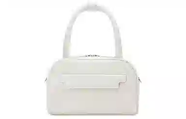 FIND KAPOOR Marty Laura 21