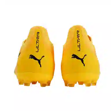 PUMA Ultra Ultimate MG